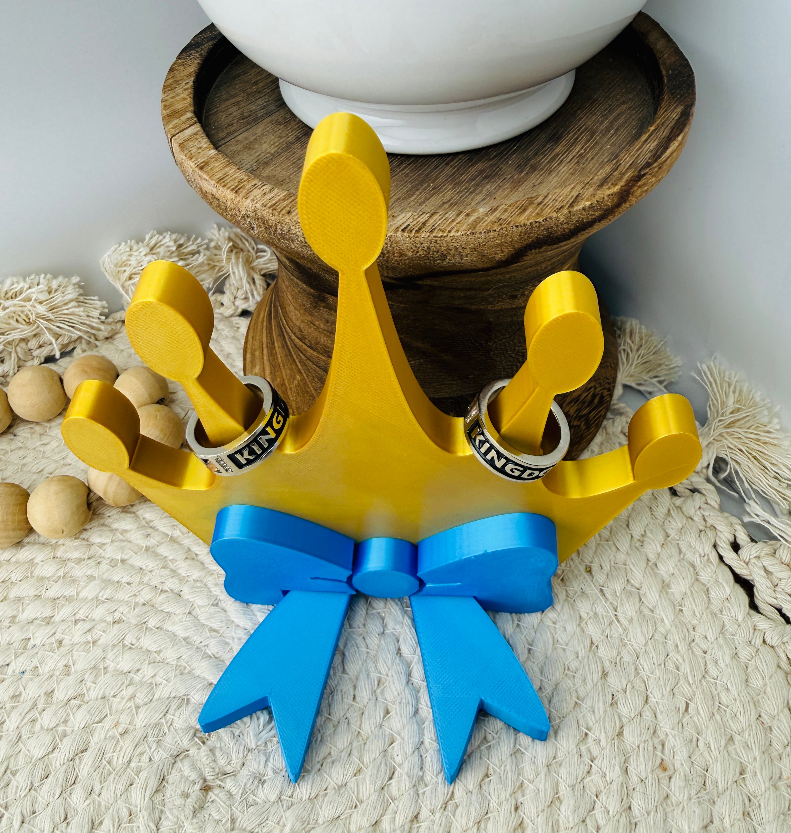Crown Ring Display
